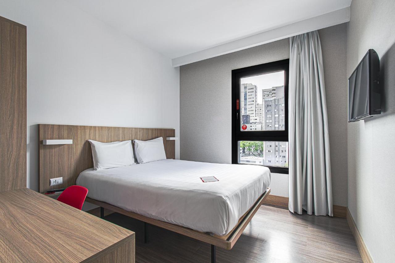 Hotel Moov Курітіба Екстер'єр фото